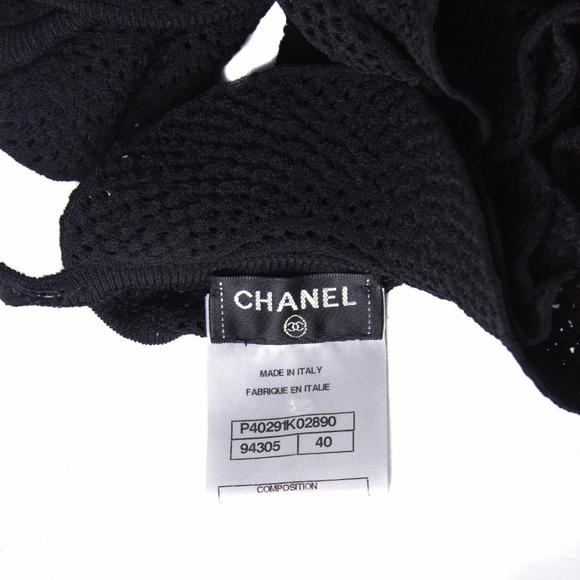Chanel Black Lace Camelia Dress, size 8 - Picture 4 of 6
